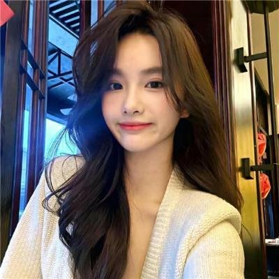 所以和金牌经纪人在一起了